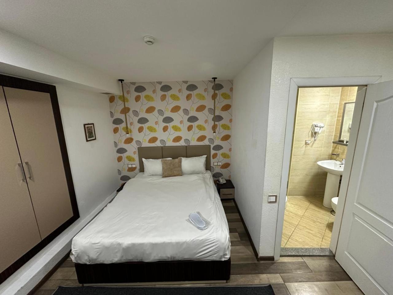Garden Inn Nizami Hotel บากู ภายนอก รูปภาพ