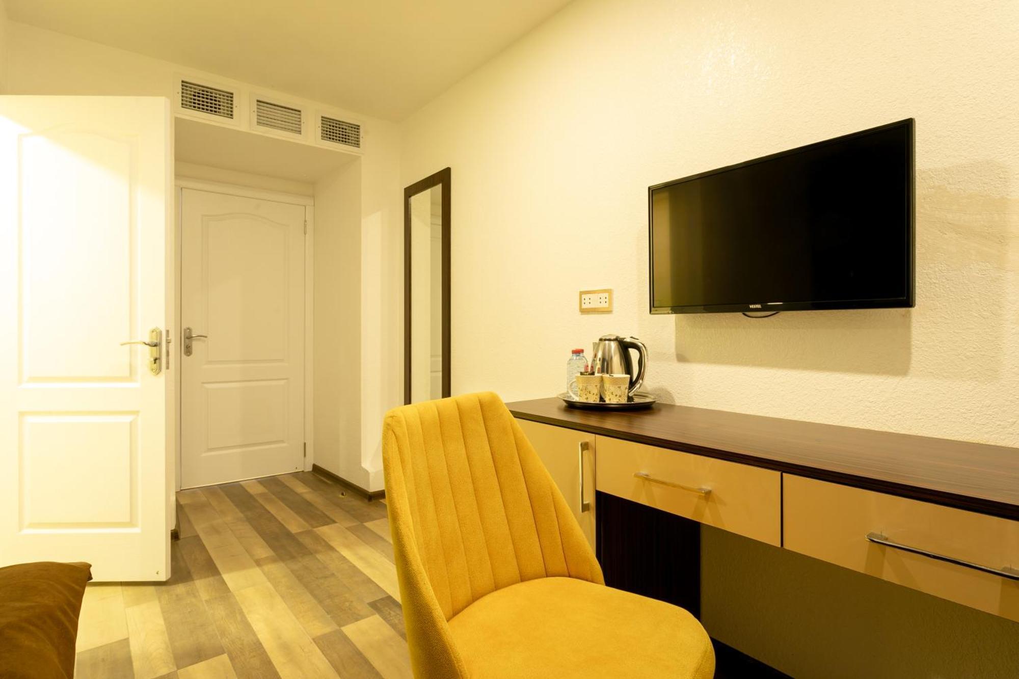 Garden Inn Nizami Hotel บากู ภายนอก รูปภาพ