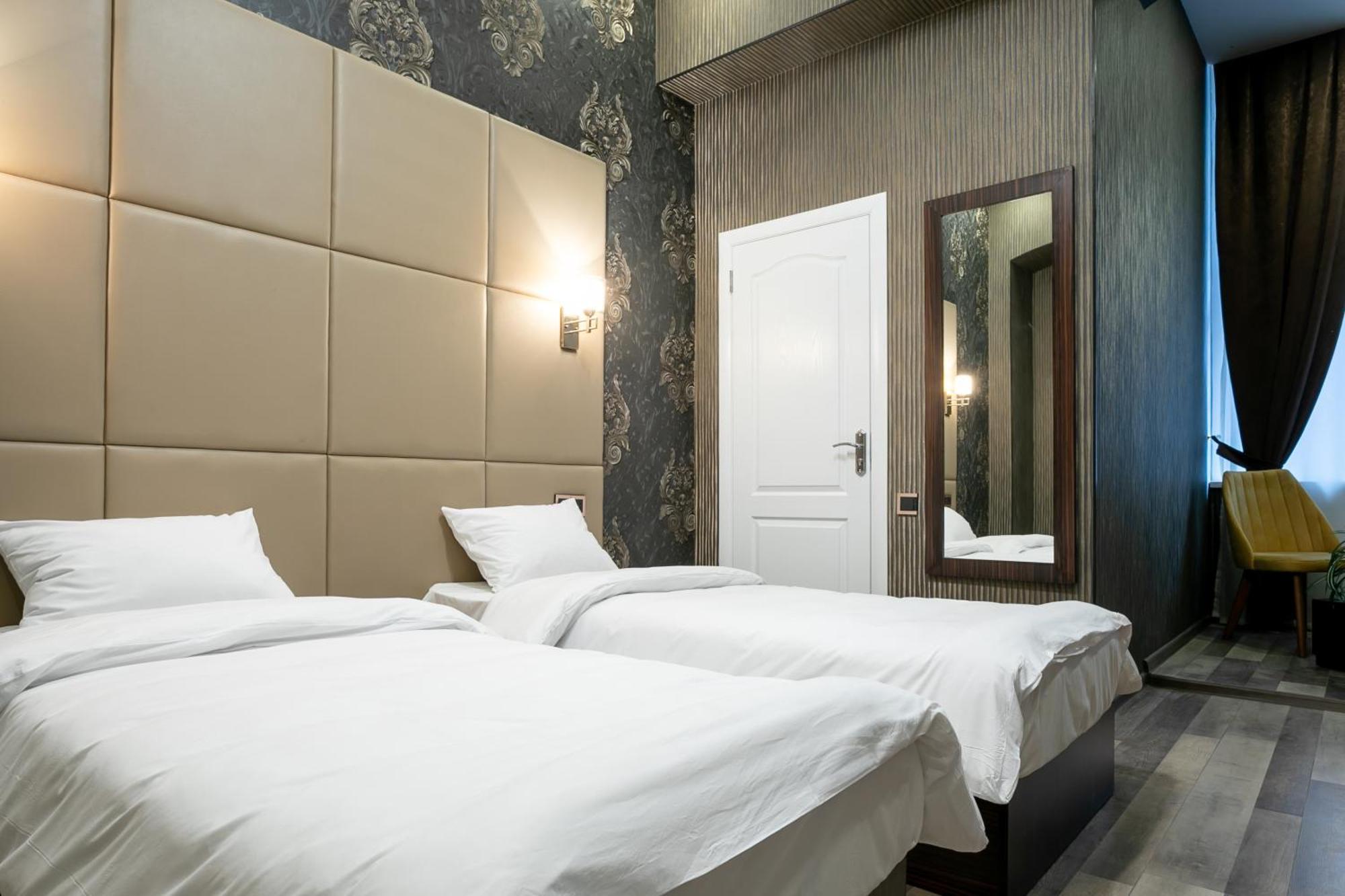 Garden Inn Nizami Hotel บากู ภายนอก รูปภาพ
